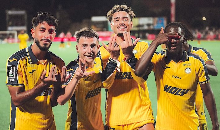 5 POUR UNE COUPE - Les affiches pour les clubs de foot de l’Adour